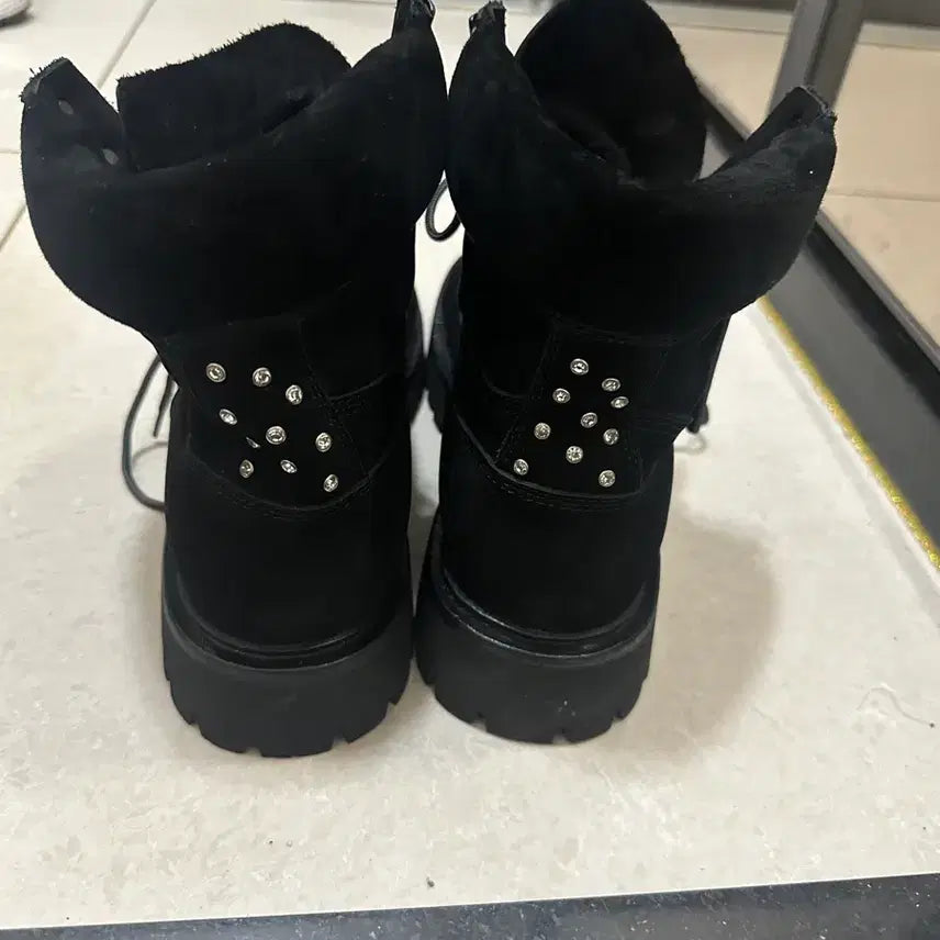 [BUNJANG] My Name Is Peter x Kinch Boots / 마이네임이즈피터 x 킨치 부츠 300