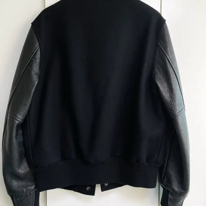[BUNJANG] Golden Bear Sportswear Contemporary Varsity Jacket All Black S / 골든베어 스포츠웨어 컨템포러리 바시티 자켓 올블랙 S(랜덤워크 구입)