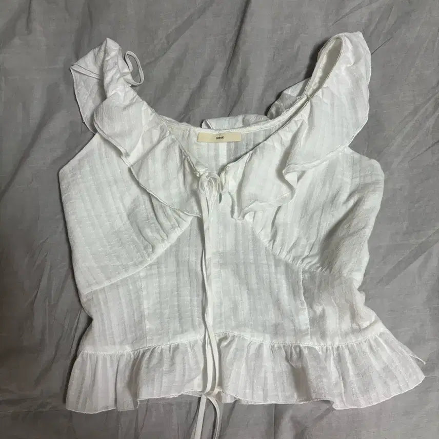 [BUNJANG] ONT Wendy Blouse / 온트 웬디 블라우스
