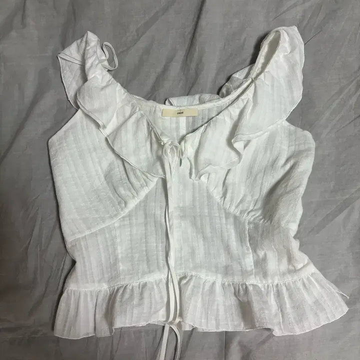 [BUNJANG] ONT Wendy Blouse / 온트 웬디 블라우스