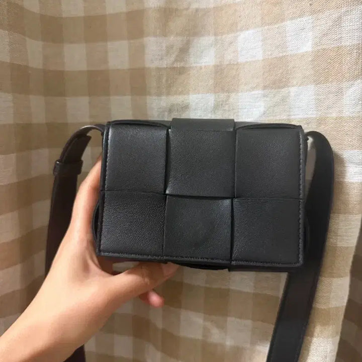 [BUNJANG] Bottega Veneta Cassette Bag Black / 보테가 베네타 카세트백 블랙
