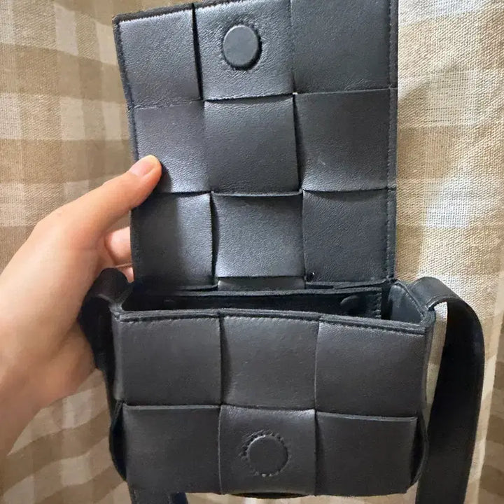 [BUNJANG] Bottega Veneta Cassette Bag Black / 보테가 베네타 카세트백 블랙