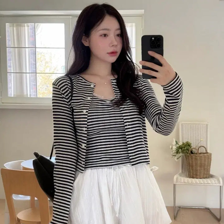 [BUNJANG] Melinyu Eyelet Punch Stripe Cardigan Set Navy / 멀리뉴 아일릿 펀칭 스트라이프 가디건 세트 네이비