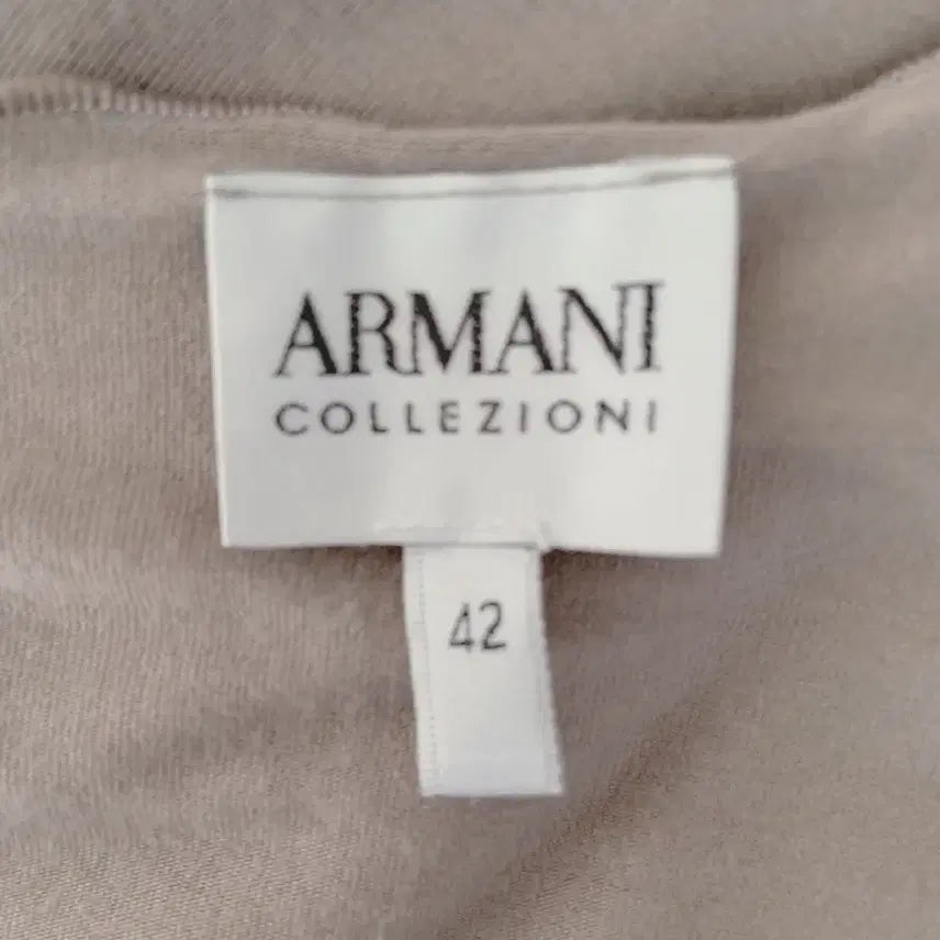 [BUNJANG] Giorgio Armani Collezione T-Shirt / 아르마니 꼴레지오니 티셔츠 신세계 수입