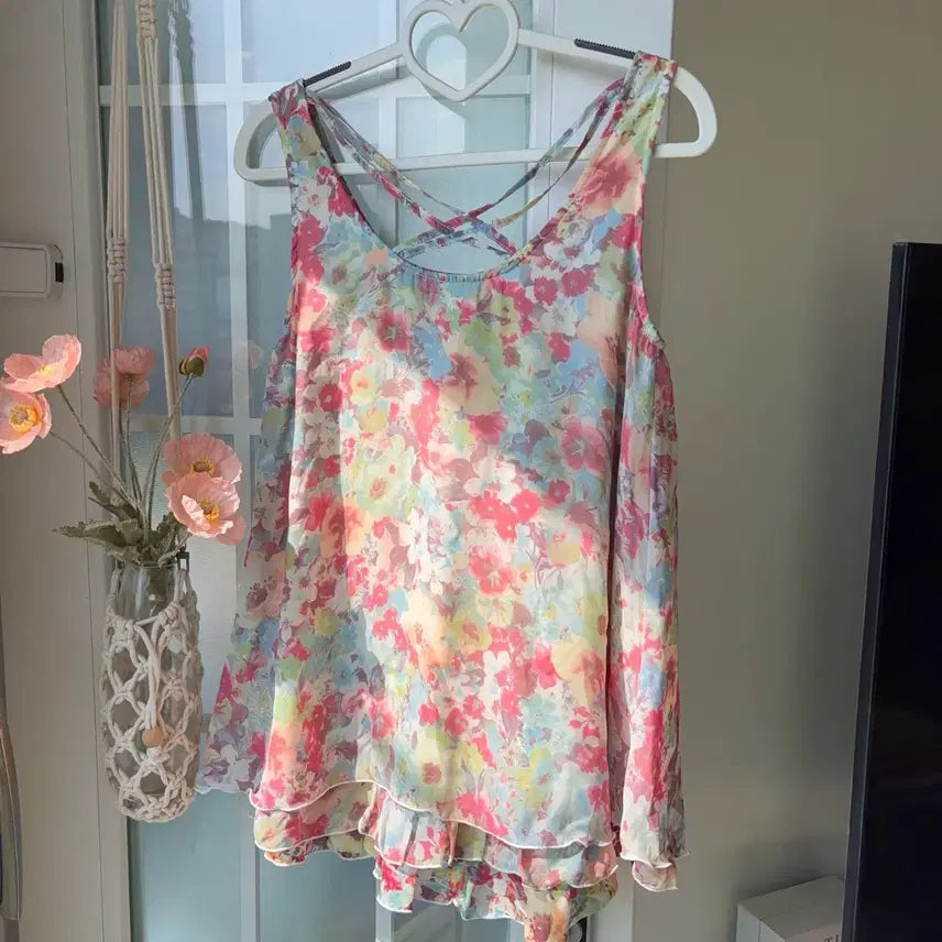 [BUNJANG] Vintage Floral Chiffon Sleeveless Blouse / [빈티지] 플라워 쉬폰 슬리브리스 블라우스 -옷장정리