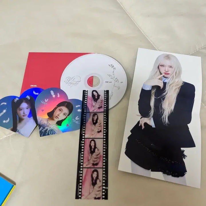 [BUNJANG] IVE Official Goods Bundle Set / 아이브 공식 굿즈 일괄