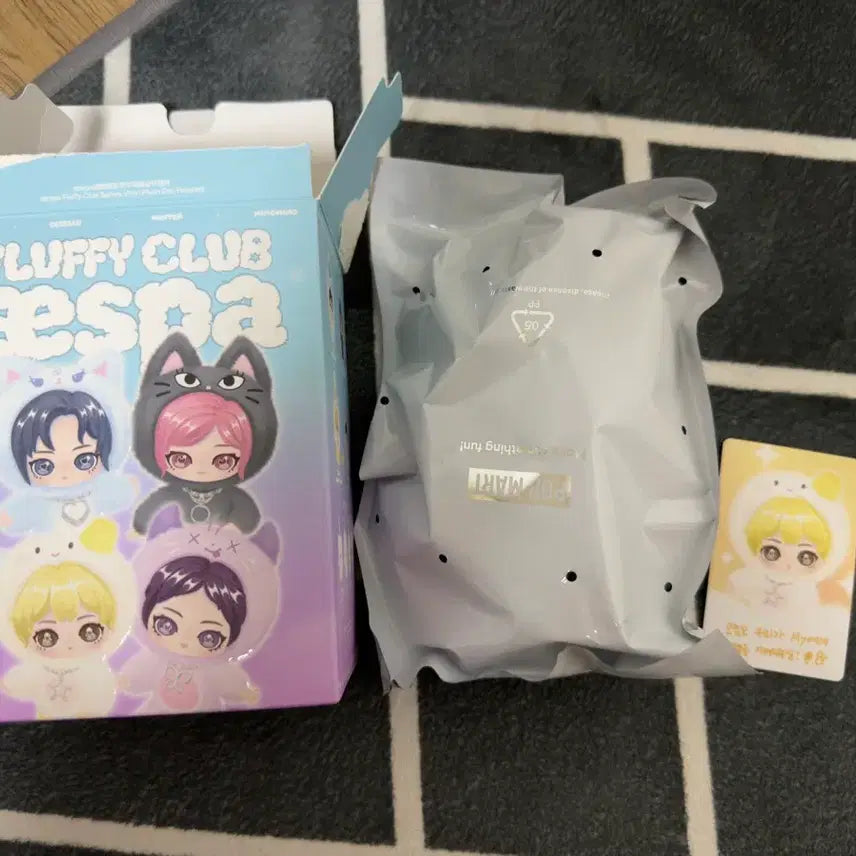[SOLD OUT] 팝마트 에스파 플러피 인형 윈터