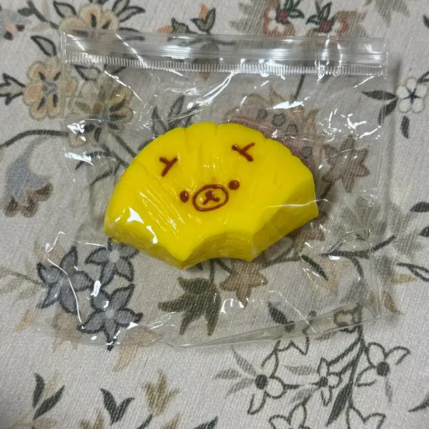 [BUNJANG] Handmade Pineapple Rilakkuma Squishy Toy / 급처)파인애플 리락쿠마 수제 말랑이