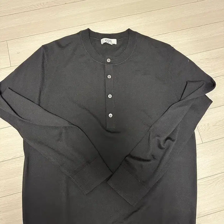 [BUNJANG] COS Black Merino Wool Henley Neck Knit Sweater - Size L / 코스 COS 블랙 메리노울 헨리넥 니트 사이즈 L 라지 팝니다
