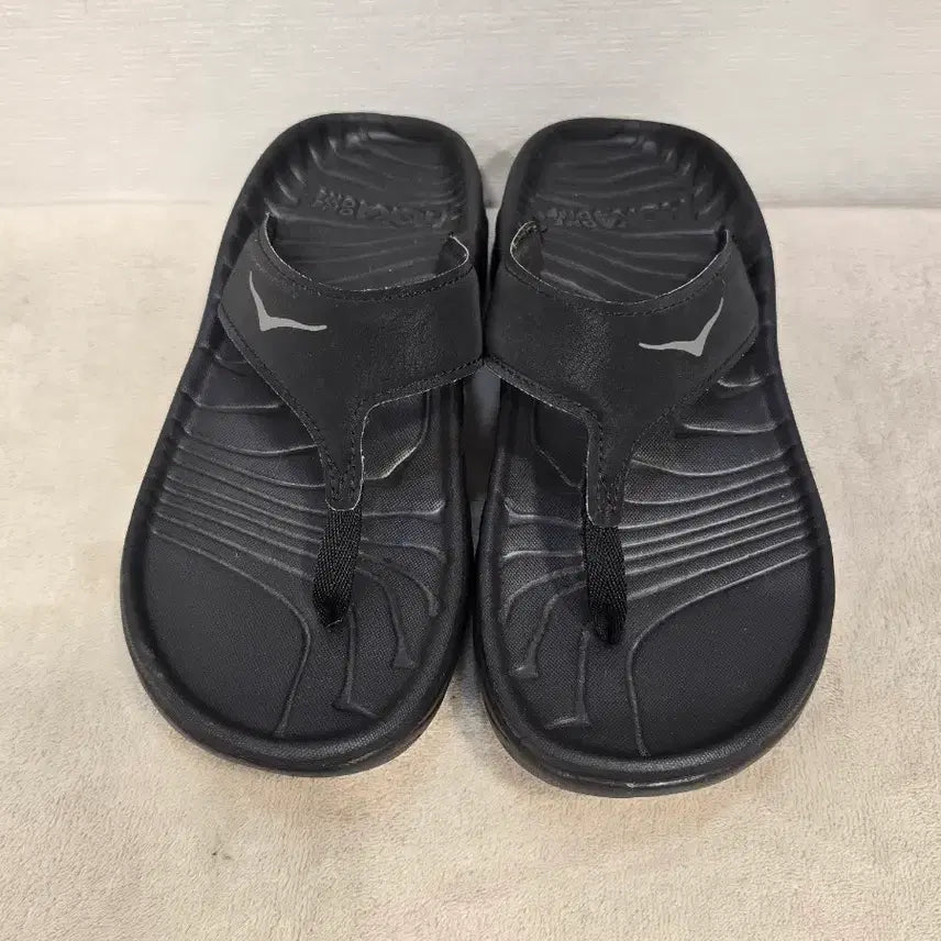 [BUNJANG] Hoka Ora Recovery Flip Black Sandals / 거의새거) 호카 오라 리커버리 플립 블랙 쪼리 슬리퍼 240~245