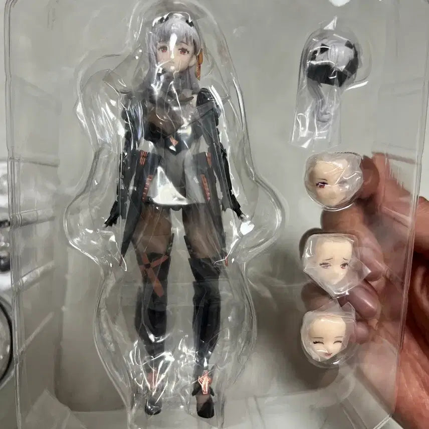 [BUNJANG] Goddess of Victory: Nikke Hyperbody Modernia Figure / 승리의 여신 니케 하이퍼바디 모더니아