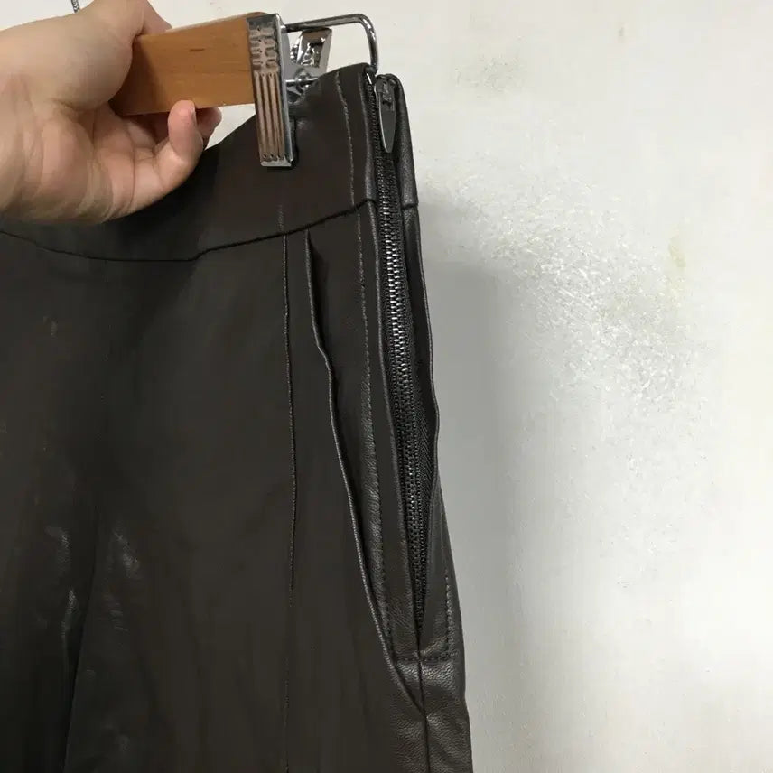 [BUNJANG] Lanvin Wide Half Leather Pants / 랑방 와이드 하프 레더 팬츠 67