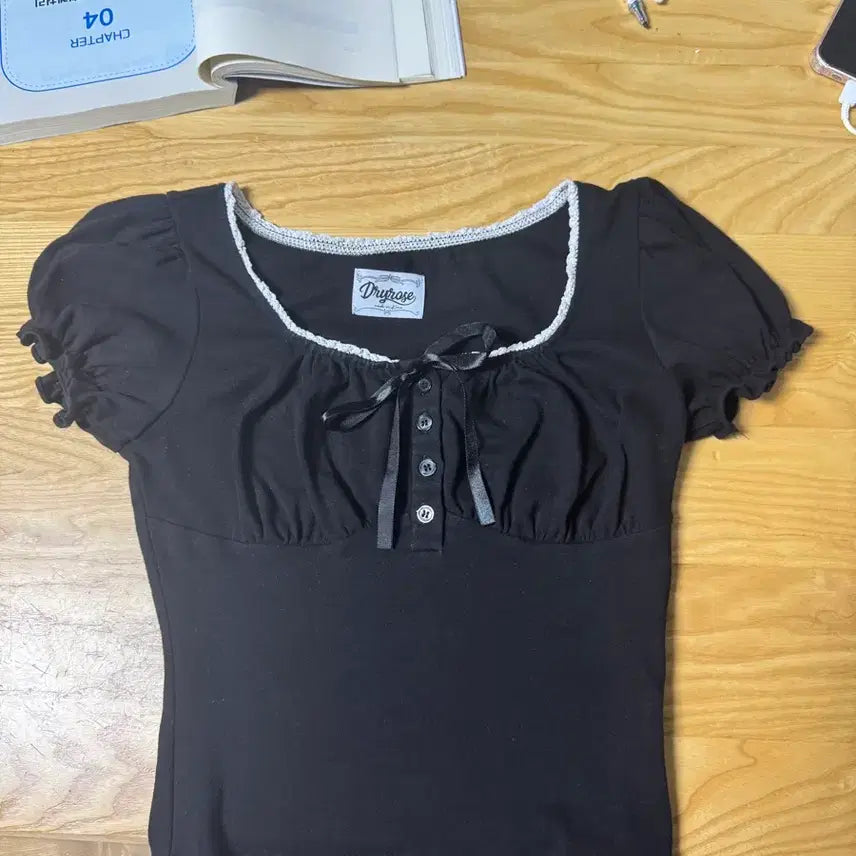 [BUNJANG] Dorothy Top Black / 드라이로즈 도로시탑 블랙