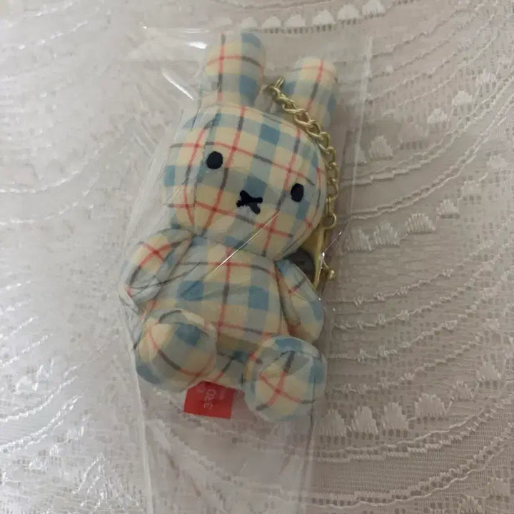 [BUNJANG] Miffy Checkered Pattern Doll Keyring / 미피 체크 패턴 인형 키링 (새상품)