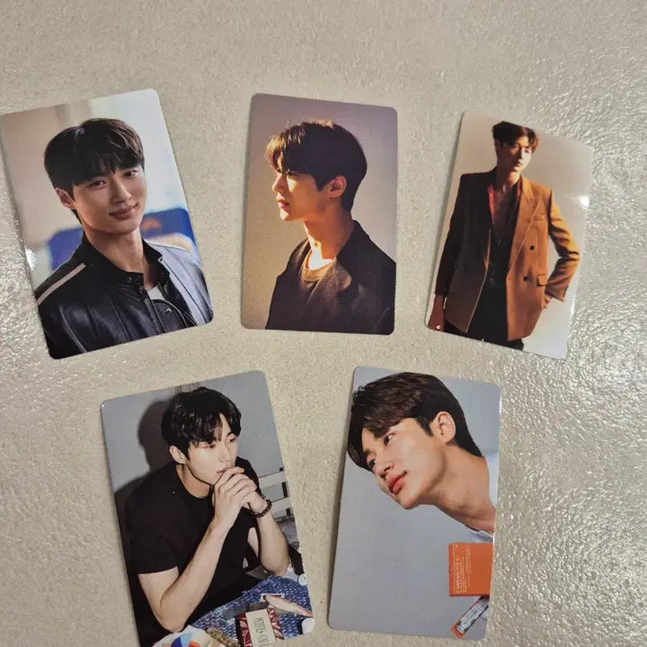 [BUNJANG] Byeon Woo Seok Dicon A Winter Issue Photocard Set / 변우석디아이콘 A