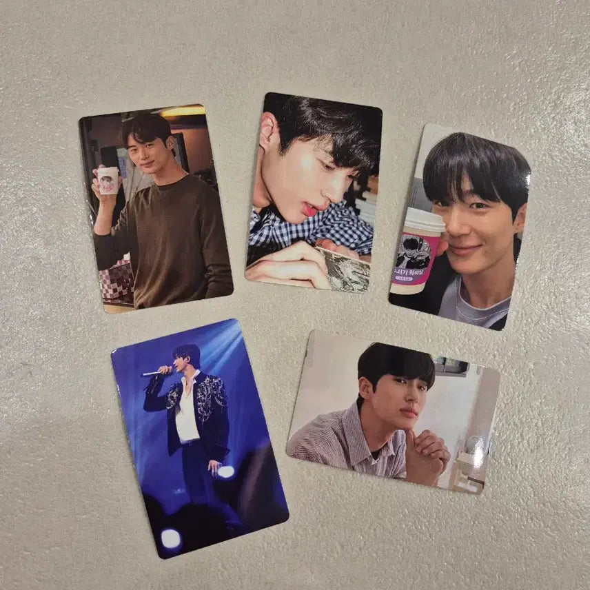 [BUNJANG] Byeon Woo Seok Dicon A Winter Issue Photocard Set / 변우석디아이콘 A
