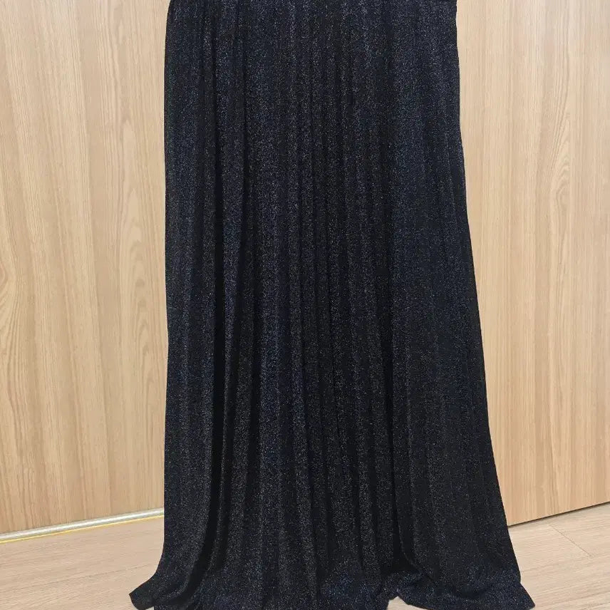 [BUNJANG] DRAGONBLUES Glitter Pleated Skirt - Black, Size M / DRAGONBLUES  드래곤블루스 글리터 플리츠스커트 M