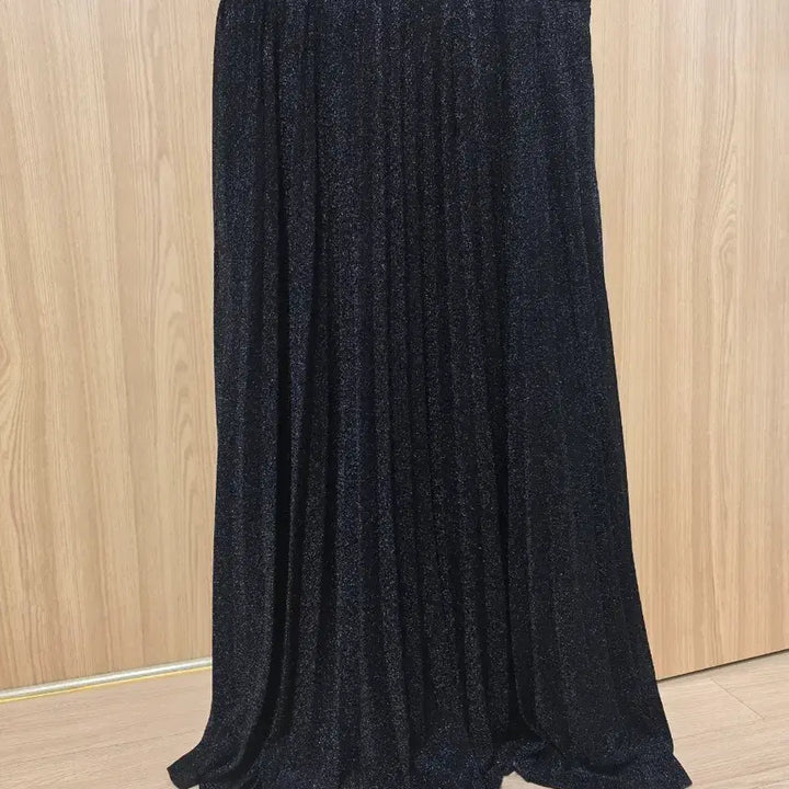 [BUNJANG] DRAGONBLUES Glitter Pleated Skirt - Black, Size M / DRAGONBLUES  드래곤블루스 글리터 플리츠스커트 M