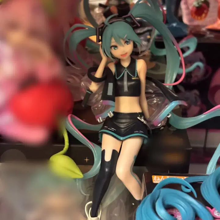 [BUNJANG] FuRyu Hatsune Miku Neon Cyber Noodle Stopper Figure / 후류 (FuRyu) 하츠네 미쿠 네온 사이버 누들스토퍼 보컬로이드 피규어