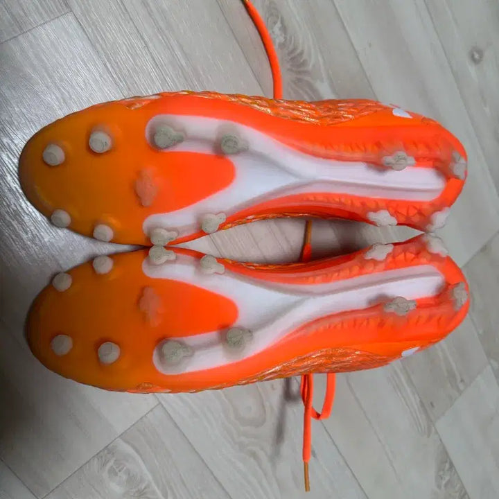 [BUNJANG] Under Armour Magnetico Elite 5 FG Soccer Cleats (Orange, Size 300) / [300] 언더아머 마그네티코 엘리트 5 fg