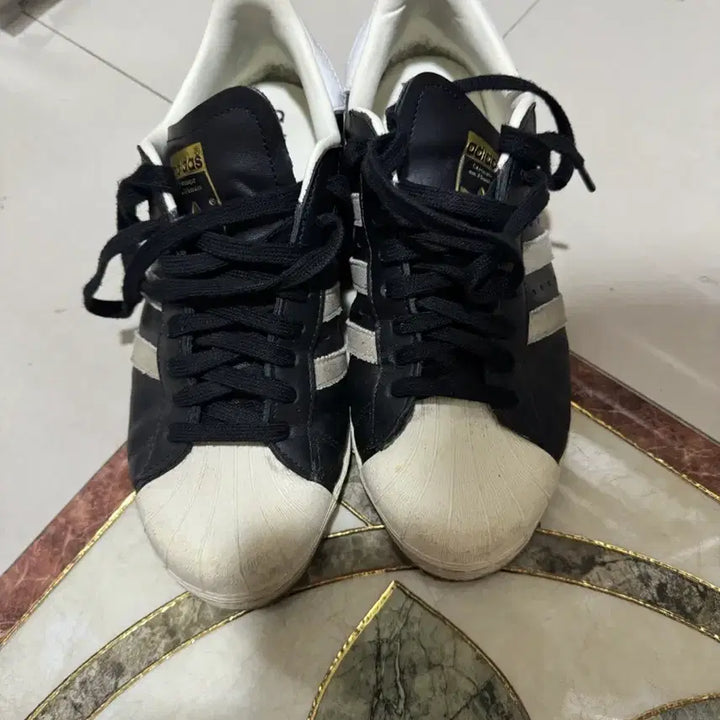 [BUNJANG] Adidas Superstar 82 FI Core Black Shoes / 270 아디다스 슈퍼스타 82 FI 코어 블랙 270