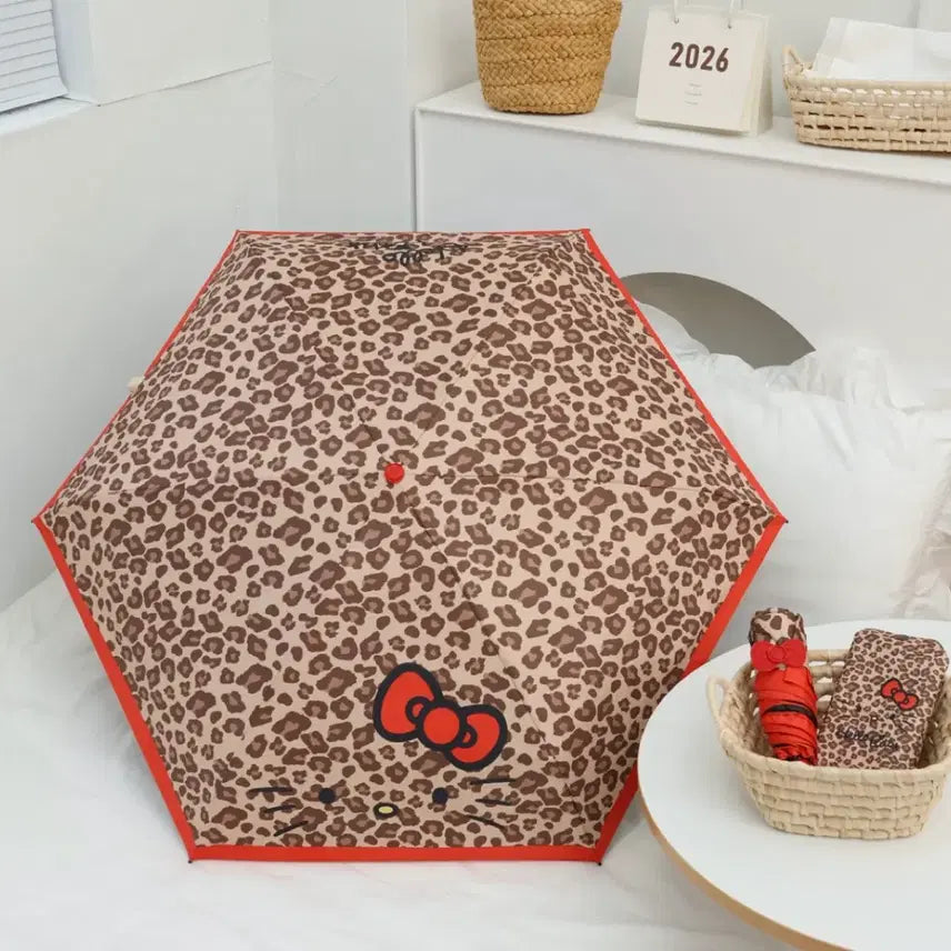 [BUNJANG] Sanrio Hello Kitty Leopard Foldable Umbrella UPF 50+ / 산리오 헬로키티 레오파드 호피 레드 접이식 양우산 UPF 50+