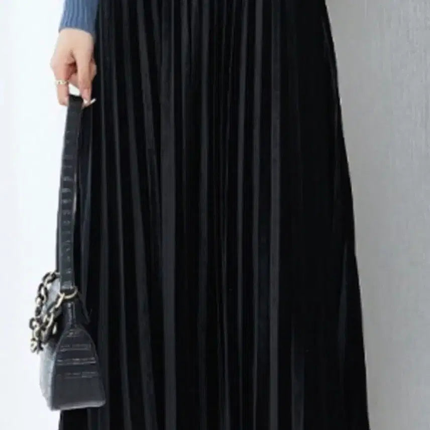 [BUNJANG] Velvet Pleated Long Skirt - Black / 미착용 벨벳 플리츠 롱 스커트 블랙