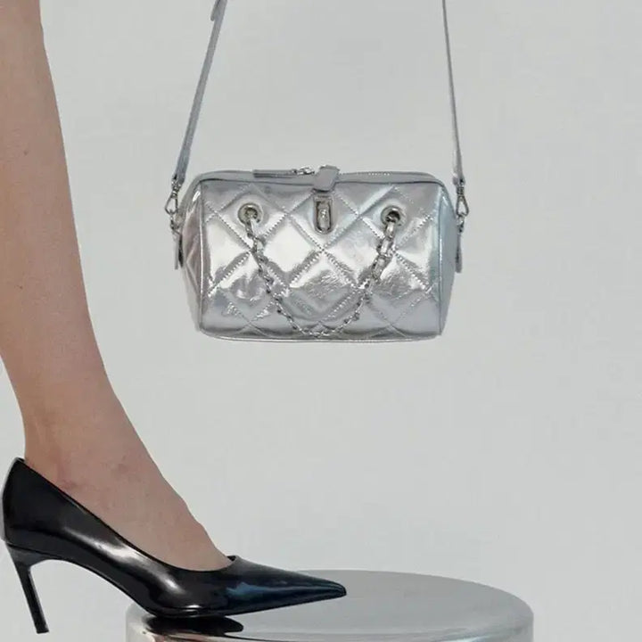 [BUNJANG] Love Charm Ode Boston Bag Silver / 러브참 오드 보스톤백 실버