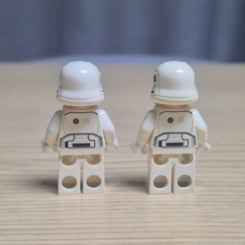 [BUNJANG] Lego Star Wars First Order Stormtrooper Bundle Set (Slight Discoloration) / (약간 변색) 레고 스타워즈 퍼스트오더 스톰트루퍼 2개 일괄