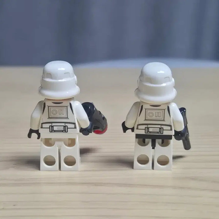 [BUNJANG] Lego Star Wars Stormtrooper Minifigures Bundle Set (Slightly Discolored) / (약간 변색) 레고 스타워즈 스톰트루퍼 미니피규어 2개 일괄