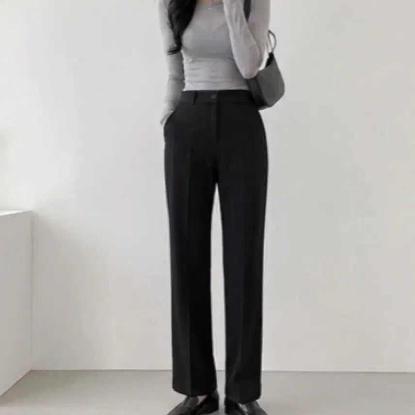 [BUNJANG] Black Straight Leg Slacks Pants / 에이블리 블랙 일자 슬랙스