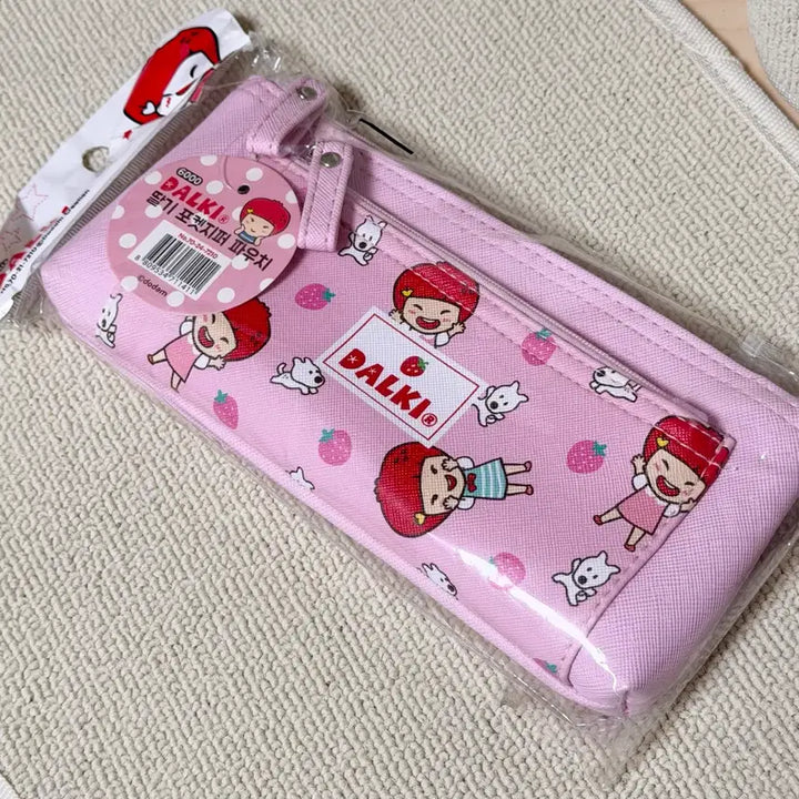 [BUNJANG] Vintage Strawberry Pie Pencil Case / 고전 딸기가좋아 필통