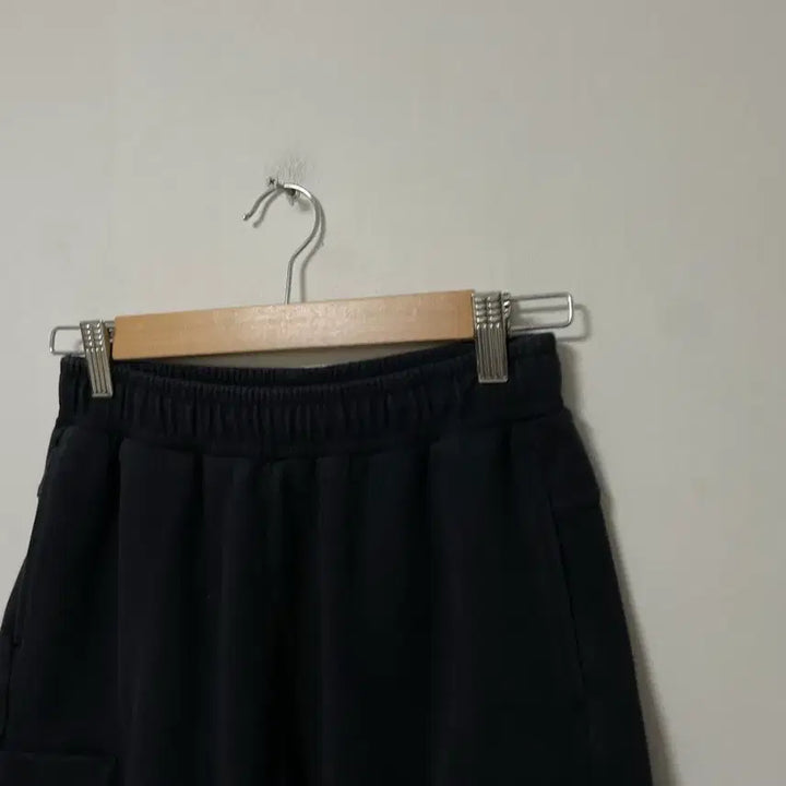 [BUNJANG] Discovery Expedition Sweatband Shorts (Authentic) / 55 디스커버리 스웻 밴딩 반바지 정품