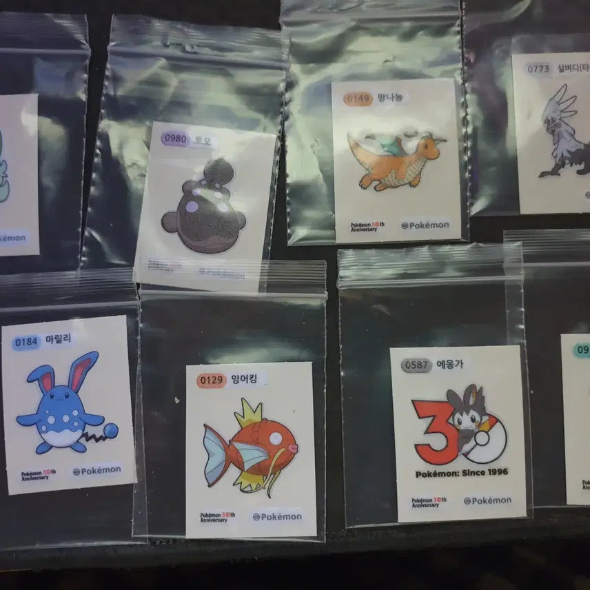[BUNJANG] Pokemon Bread 30th Anniversary Ddakji Stickers Full Set / 포켓몬스터 빵 30주년 띠부씰 전부다팝니다 사진참고