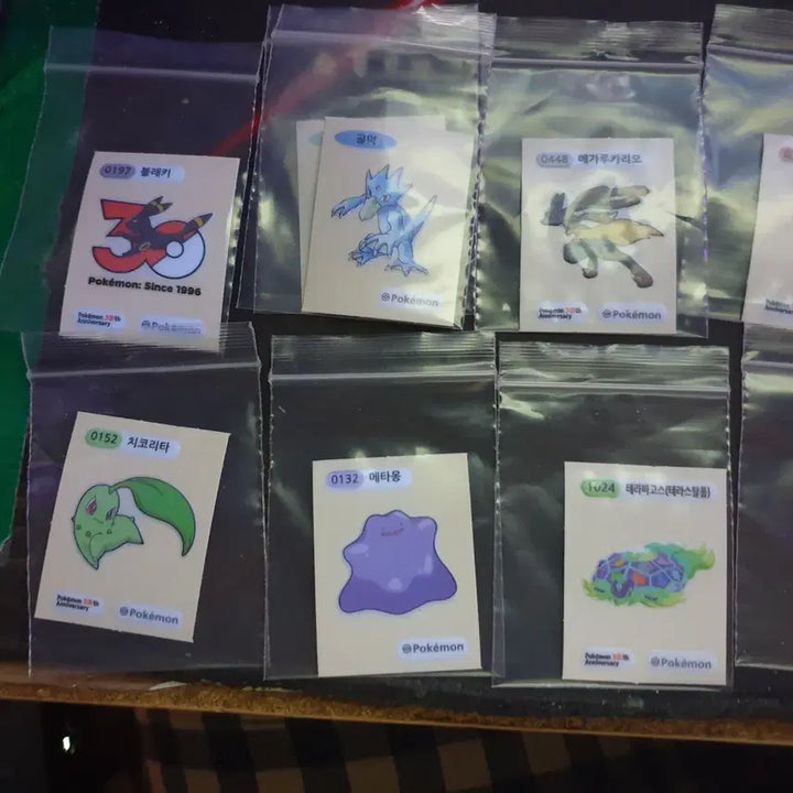 [BUNJANG] Pokemon Bread 30th Anniversary Ddakji Stickers Full Set / 포켓몬스터 빵 30주년 띠부씰 전부다팝니다 사진참고