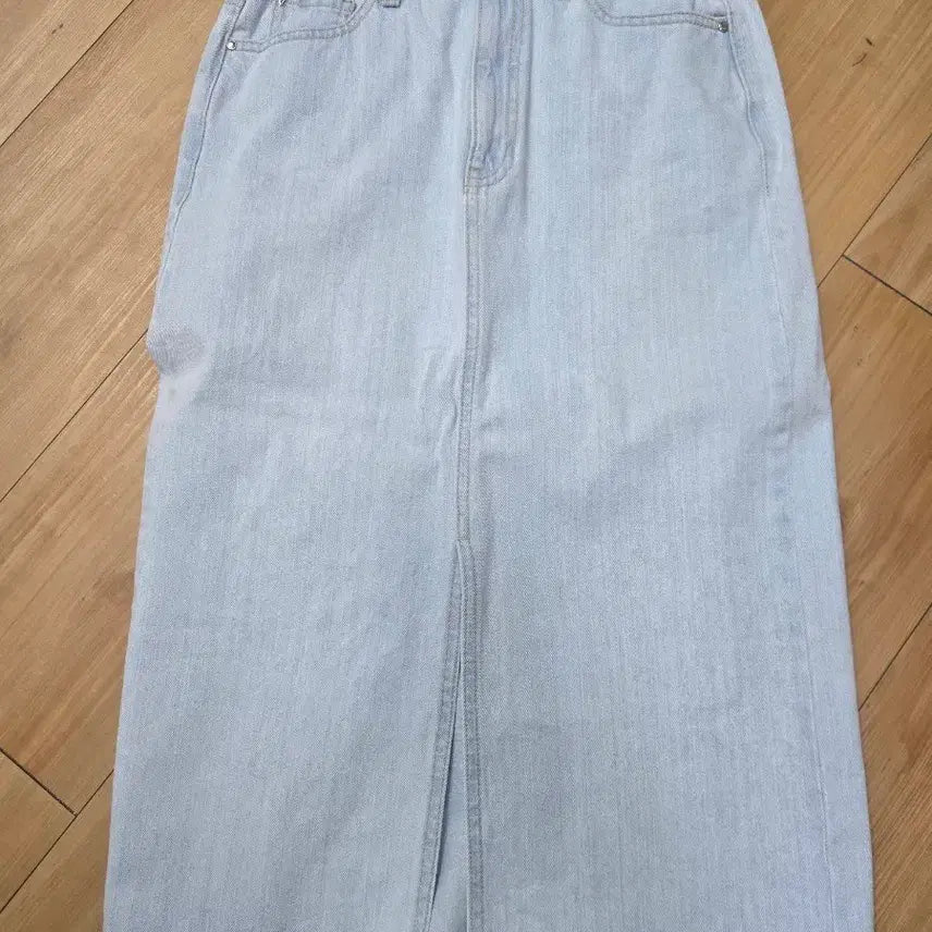 [BUNJANG] Guess Light Wash Denim Long Skirt / Guess 연청 데님 롱 스커트 ICE