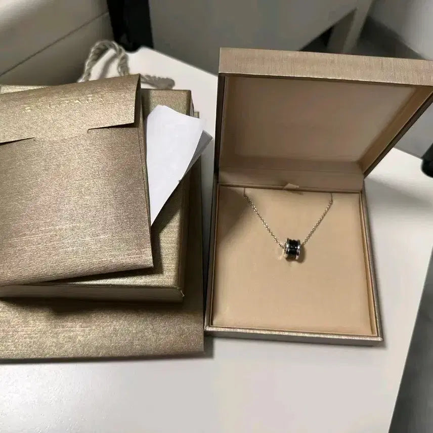[BUNJANG] Bulgari B.zero1 Black Ceramic Necklace / 불가리 비제로원 블랙 세라믹 목걸이