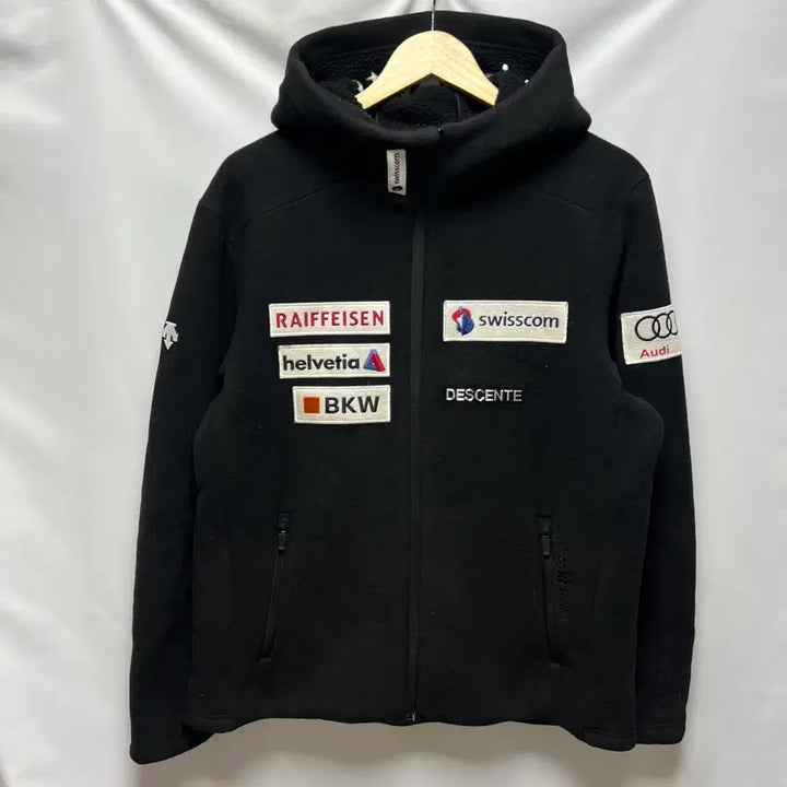[SOLD OUT] [정품/105] 데상트 아우디 스키팀 블랙 플리스 후리스 자켓