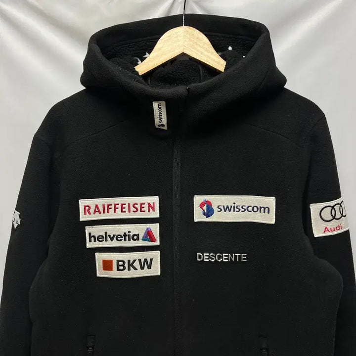 [SOLD OUT] [정품/105] 데상트 아우디 스키팀 블랙 플리스 후리스 자켓