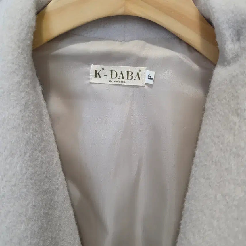 [BUNJANG] K-DABA Ivory Winter Long Coat / (중고) K-DABA 다바걸 아이보리 겨울 롱 코트