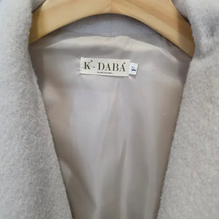 [BUNJANG] K-DABA Ivory Winter Long Coat / (중고) K-DABA 다바걸 아이보리 겨울 롱 코트