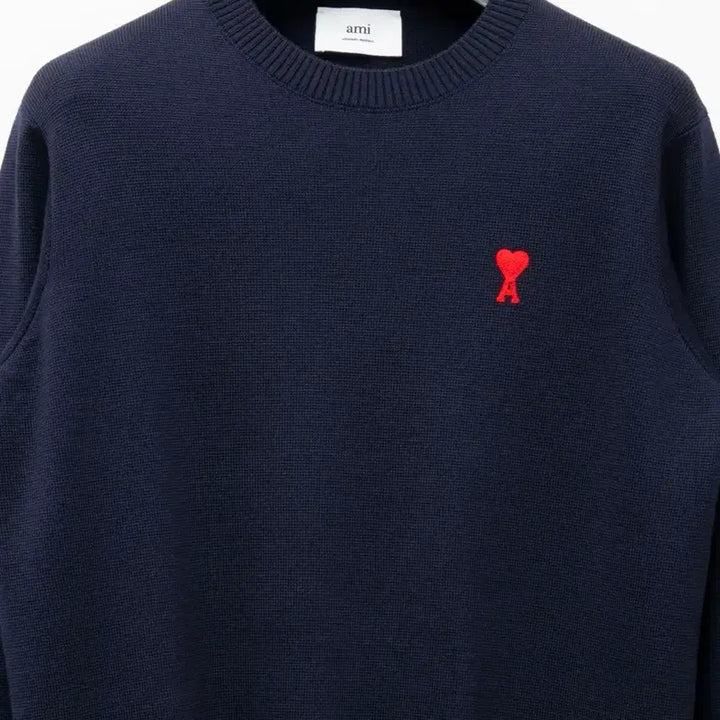 [BUNJANG] AMI Small Heart Merino Wool Knit Navy / 아미 스몰하트 메리노울 니트 S 네이비색상