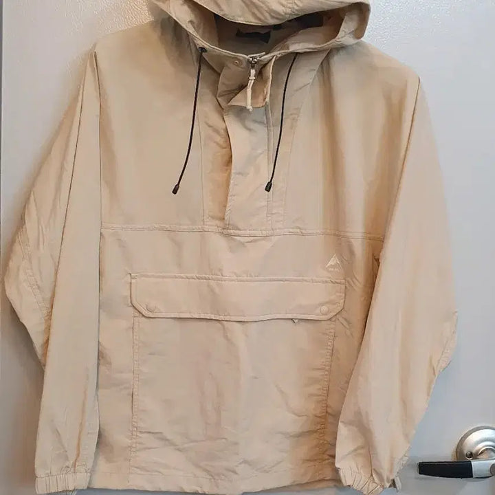 [BUNJANG] Nepa Hooded Anorak Windbreaker Beige / 네파 후드 아노락 바람막이 베이지90