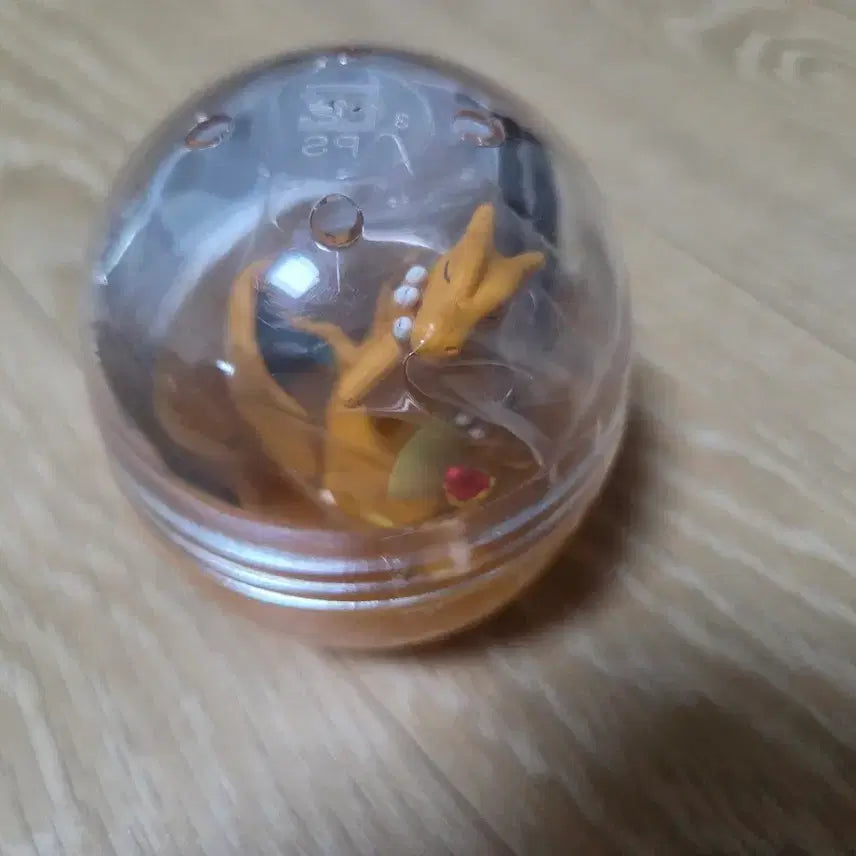 [BUNJANG] Charizard (Sealed) Figure / 말을 듣지않는다 리자몽(미개봉) 판매합니다