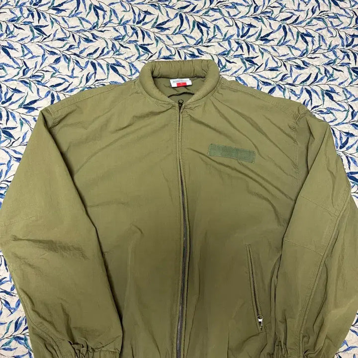 [BUNJANG] Extra Ordinary Parachute Jacket (Size L) / (L사이즈)엑스트라 오디너리의 패러슈트 자켓 팝니다