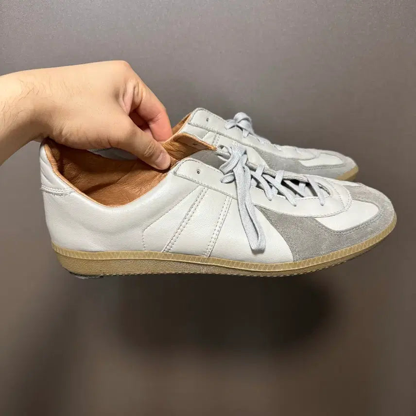 [BUNJANG] Laufpa German Army Light Grey Sneakers (Size 45) / (290) 라오파 독일군 라이트그레이 45