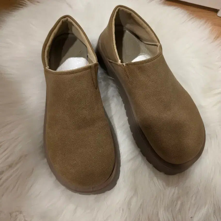 [BUNJANG] Khaki Loafer Slip-on Shoes with Height Increasing Effect / 카키 로퍼 슬립온 46 키높이효과