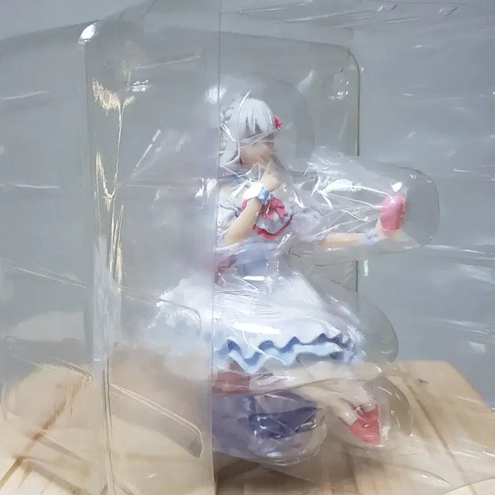 [BUNJANG] Banpresto Ichiban Kuji Re:Zero Sweet Happy Life Emilia Figure / 반프레스토 이치방쿠지 리제로 달콤한 해피라이프 B상 에밀리아