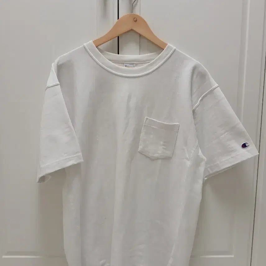 [BUNJANG] Champion Reverse Weave Pocket T-Shirt (New) / 챔피온 리버스위브 반팔 (새상품)