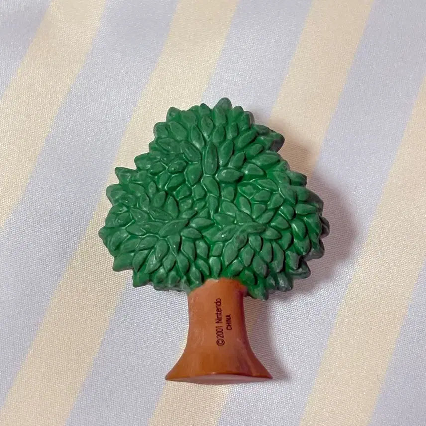 [BUNJANG] Classic Animal Crossing: Make a Forest Figure - Large Tree / 고전 동물의숲 숲을만들자 피규어 큰 나무